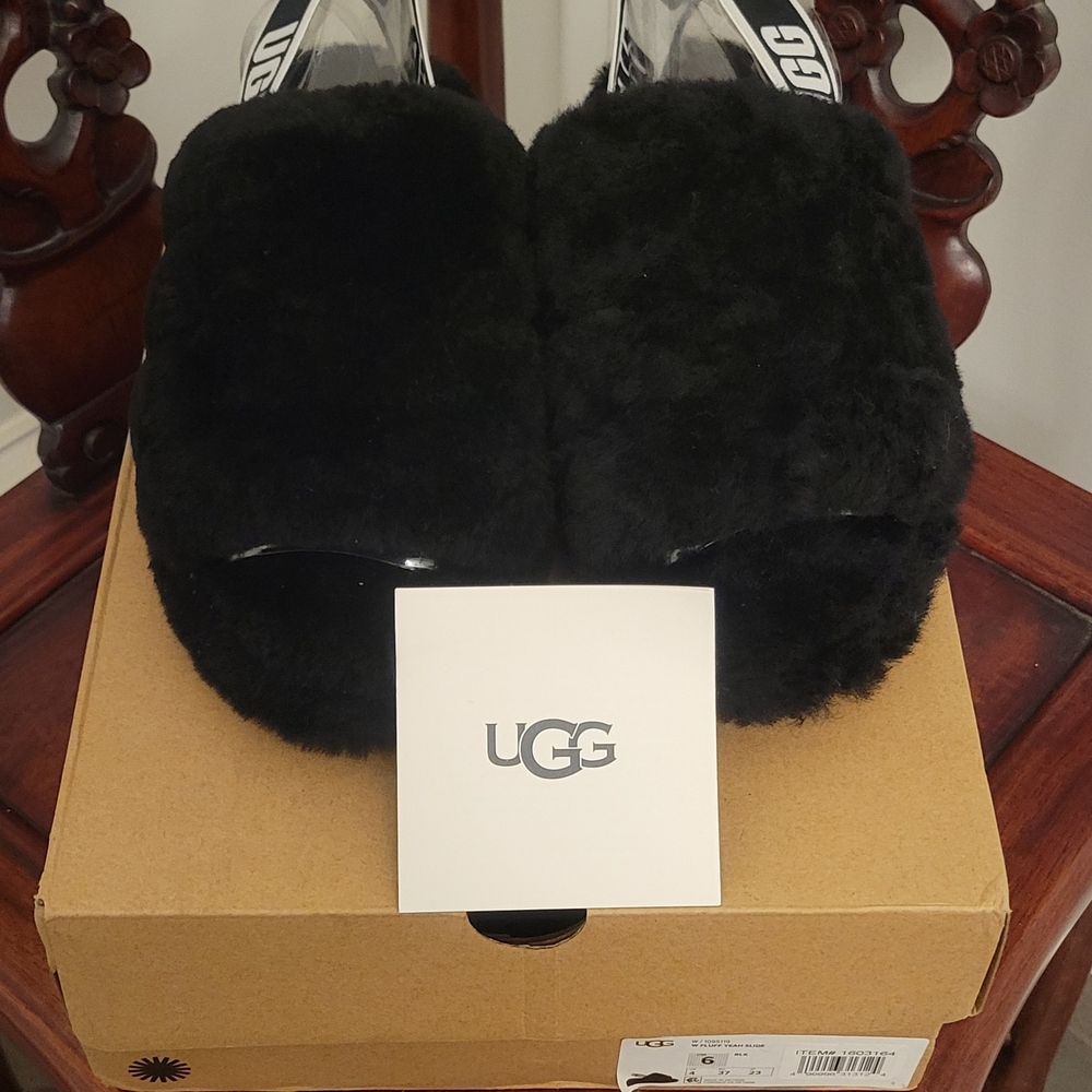 UGG Fluff Yeah Slide Black Slippers Sz 6